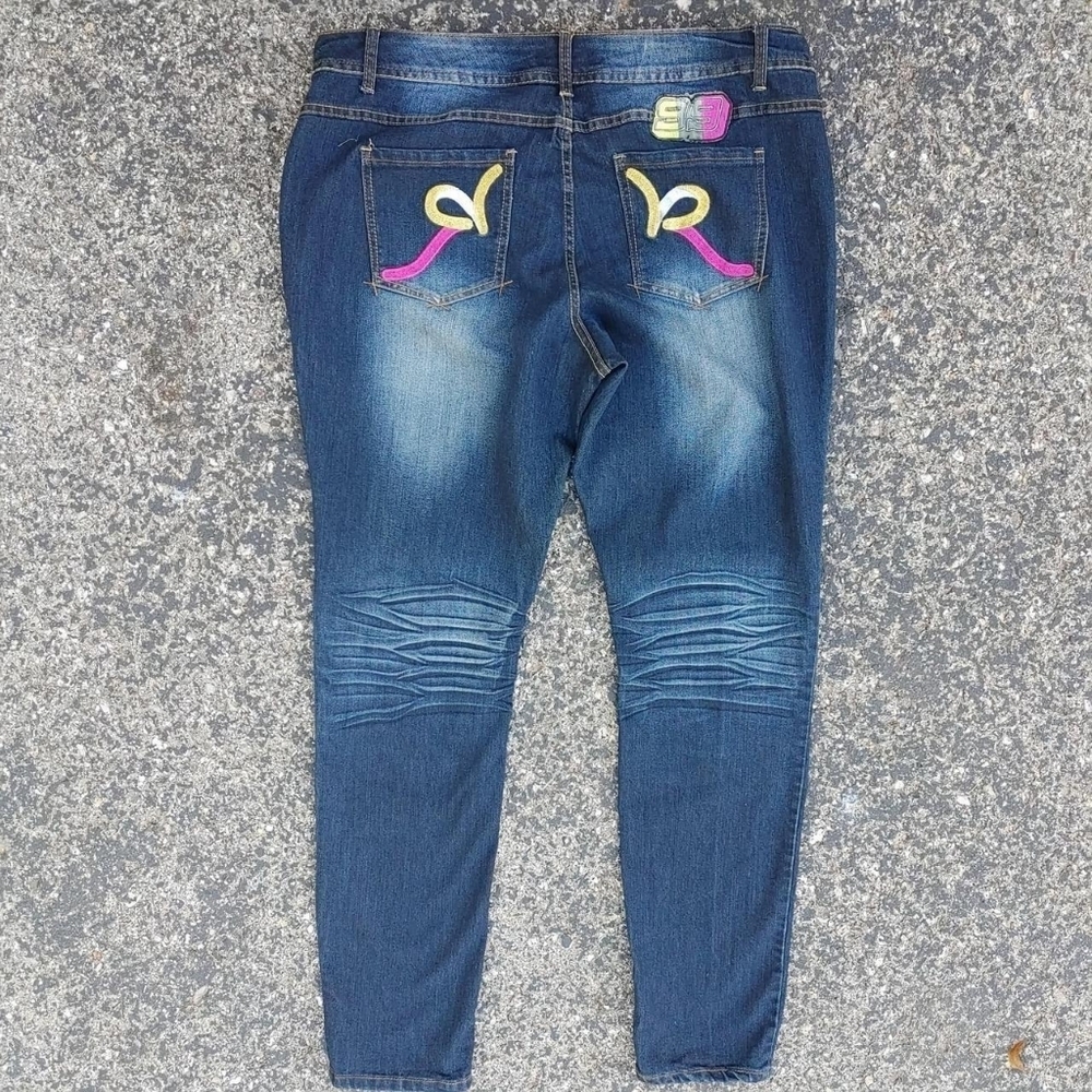 🔥4/$40 Y2K Rocawear   Skinny Jeans with Patches size 20 women's Contrast jean